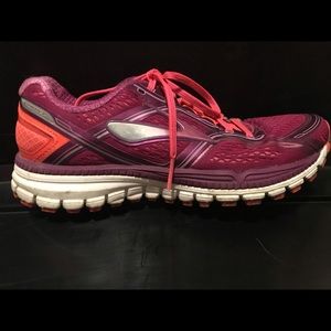 Brooks Ghost 8